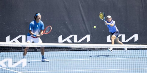 鲸鱼体育-白卓璇不敌萨巴伦卡止步澳网次轮，直言和世界第一交手挺开心