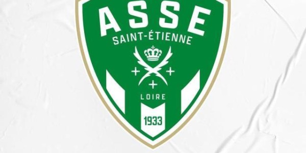 鲸鱼直播入口-足球俱乐部重新设计会徽成时尚 瞧这小伙改得咋样