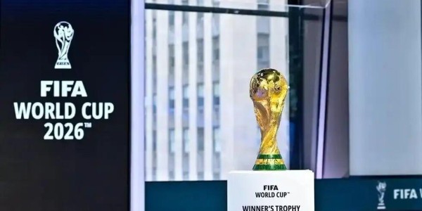 鲸鱼直播入口-40亿索赔压顶！国际足联高管赴京，中国赞助商5亿投入或打水漂？